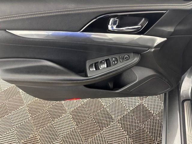 Used 2021 Nissan Maxima 3.5 SV w/ Floor Mat Group FWD image 18