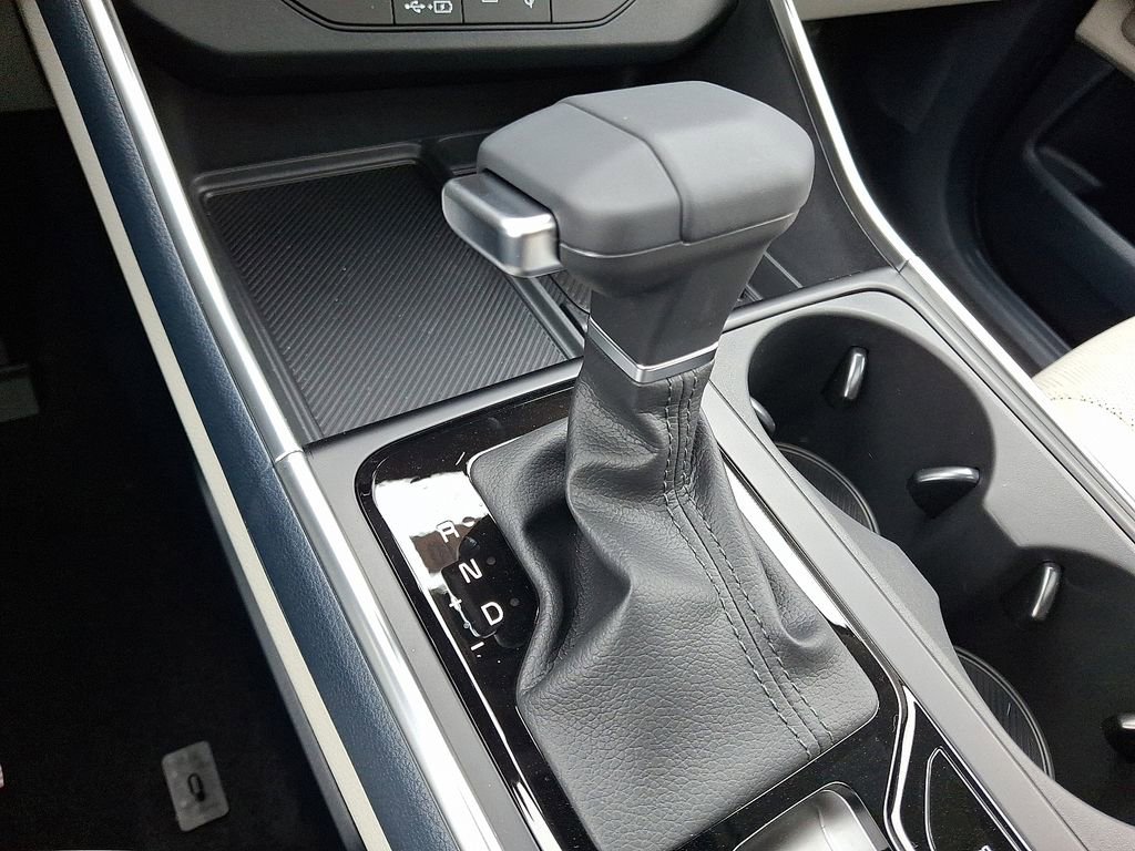 New 2026 Kia Carnival SX w/ SX Dark Edition Package image 13