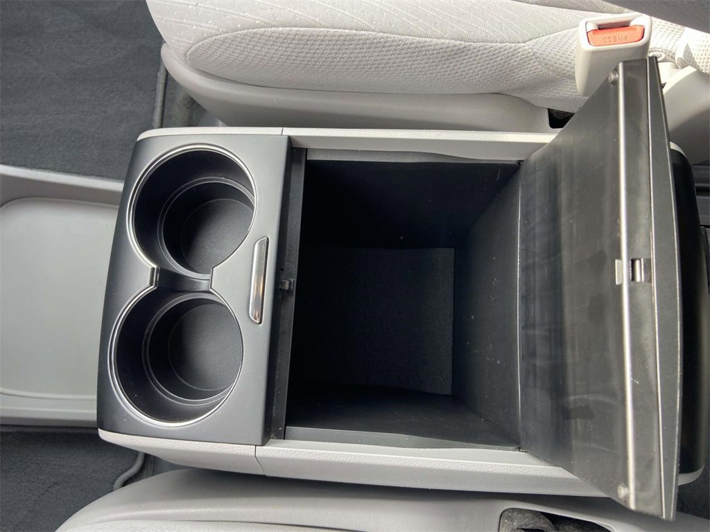 Used 2018 Toyota Sienna LE image 20