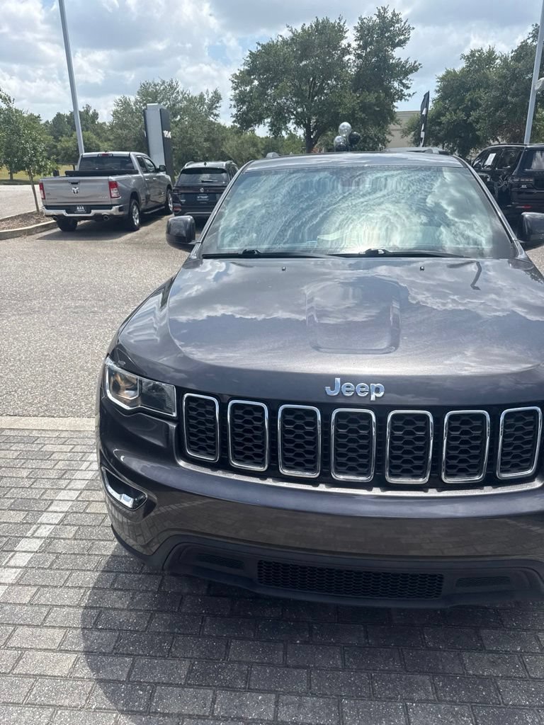 Used 2020 Jeep Grand Cherokee Laredo w/ Security & Convenience Group RWD image 4
