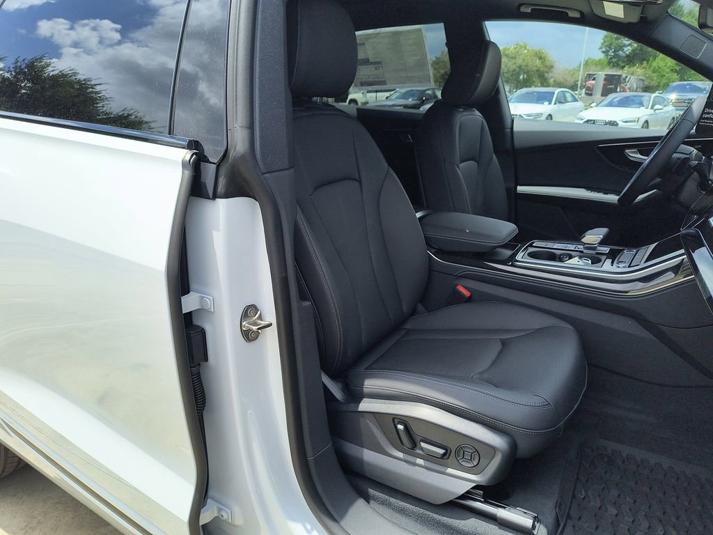 New 2025 Audi Q8 Premium Plus image 13