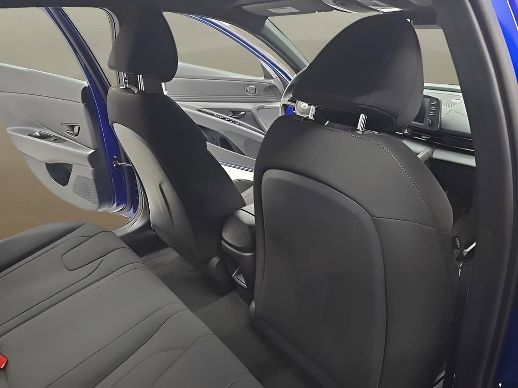 New 2026 Hyundai Elantra Sport image 17