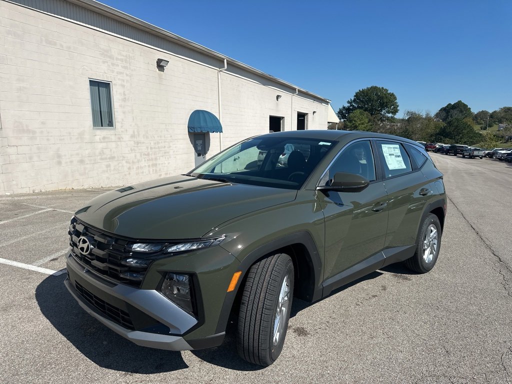 New 2026 Hyundai Tucson SE image 4