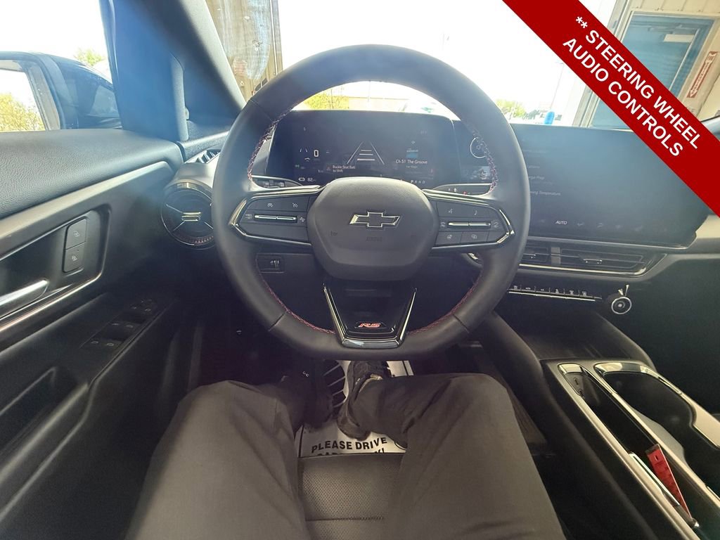 Used 2024 Chevrolet Equinox EV RS w/ LPO, Trailering Package FWD image 15