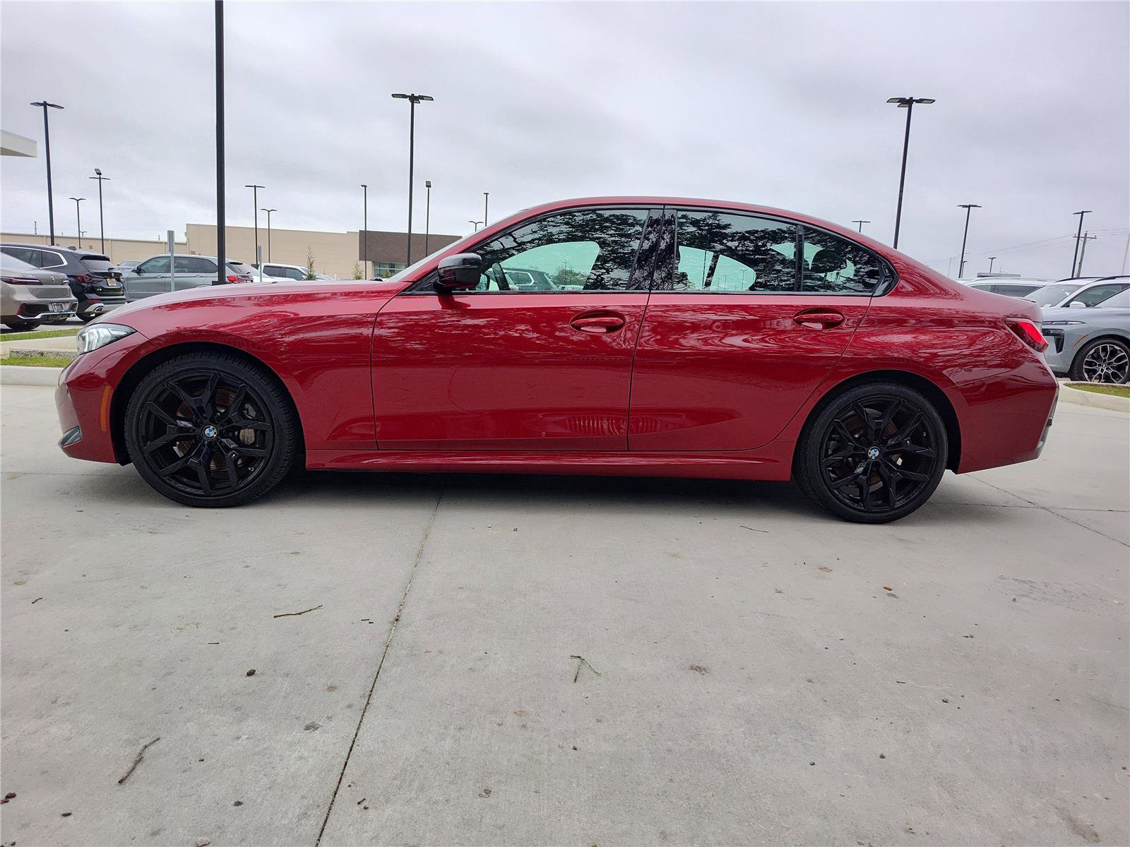 Certified 2025 BMW 330i Sedan image 3