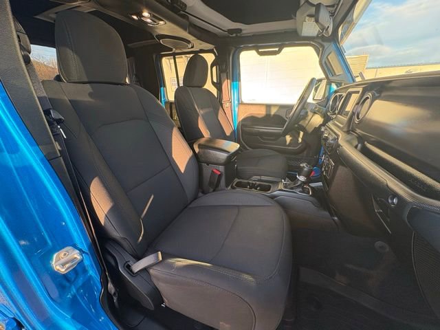 Used 2022 Jeep Gladiator Willys image 26