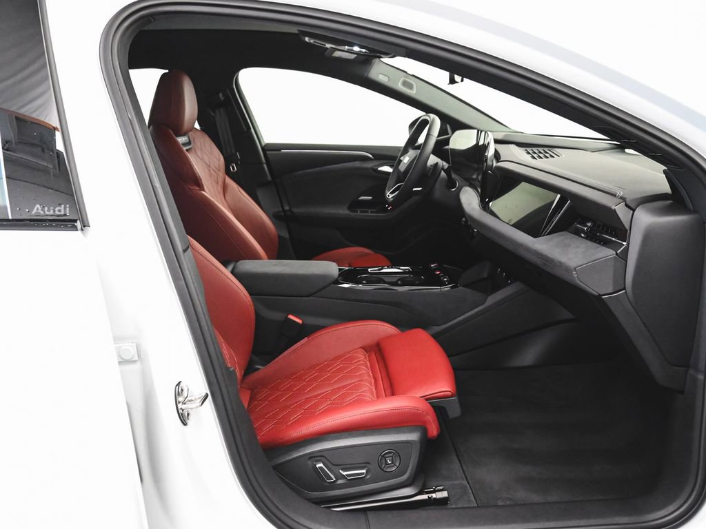 Used 2025 Audi S6 e-tron Prestige w/ 21" Black Optic Package AWD/4WD image 36