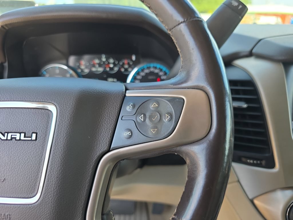 Used 2019 GMC Yukon Denali w/ Denali Ultimate Package RWD image 23