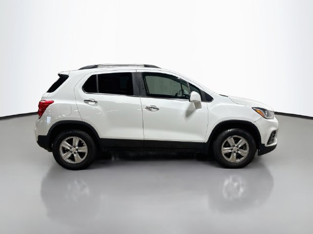 Used 2019 Chevrolet Trax LT w/ LT Convenience Package AWD/4WD image 6