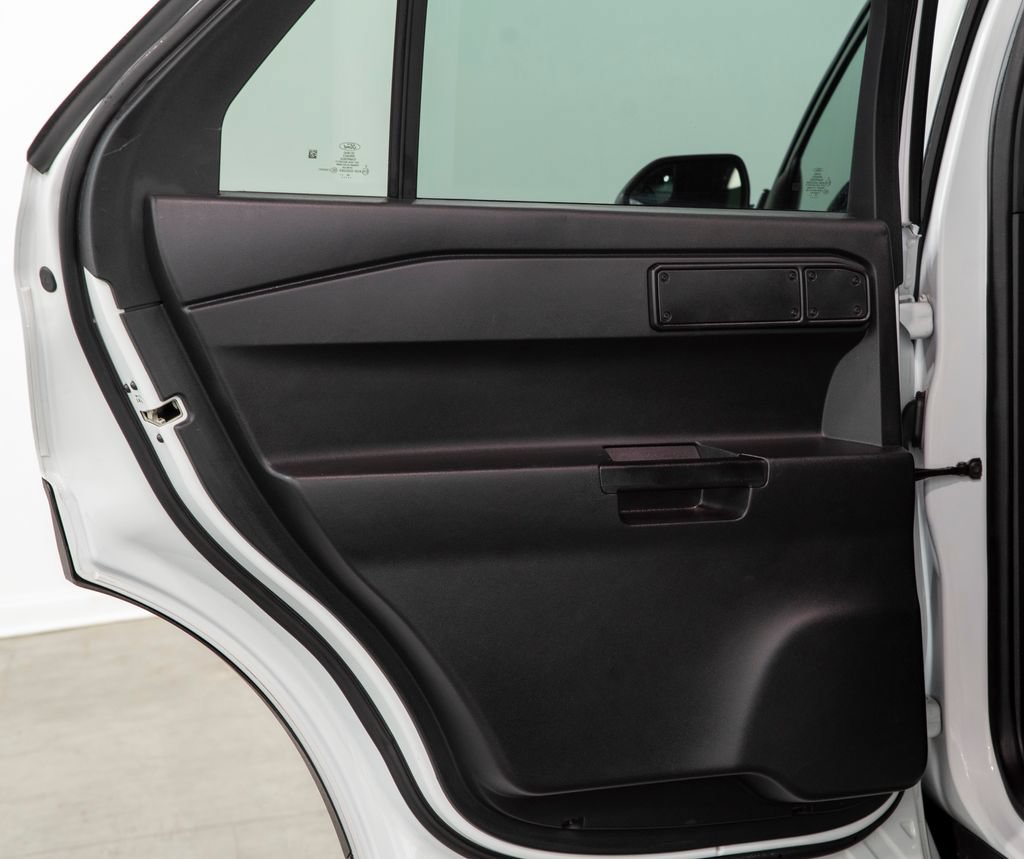 Used 2021 Ford Explorer 4WD Police Interceptor image 9