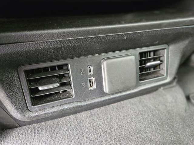 Used 2025 Chevrolet Silverado 1500 LT image 28