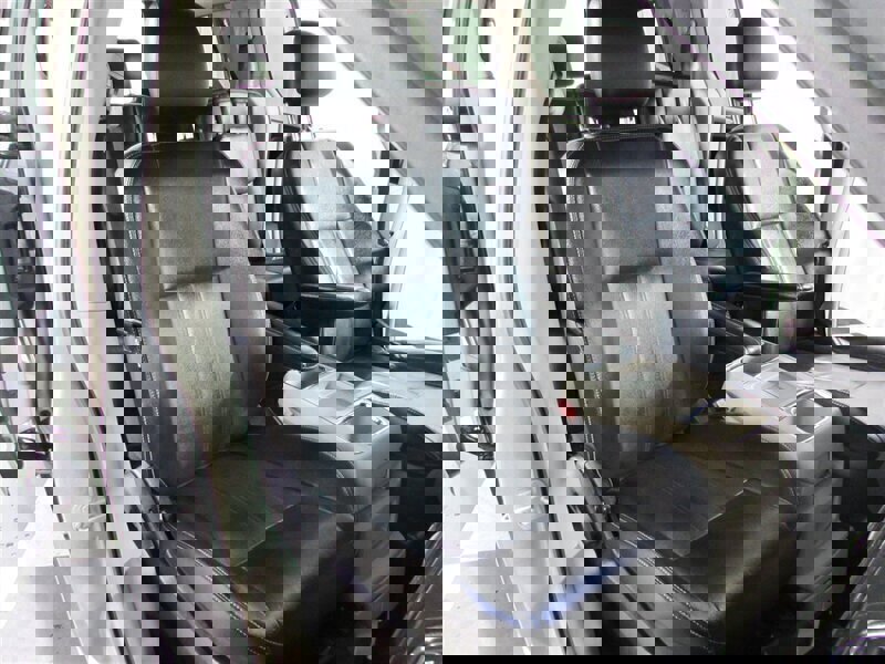 Used 2014 Chrysler Town & Country Touring image 65