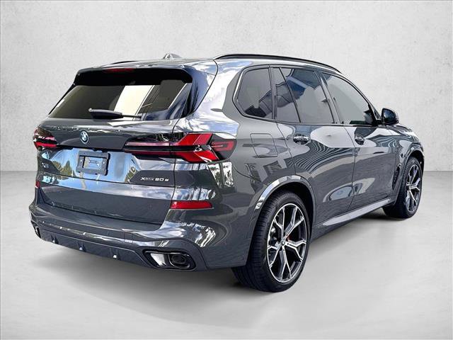 Used 2026 BMW X5 xDrive50e w/ M Sport Package AWD/4WD image 2