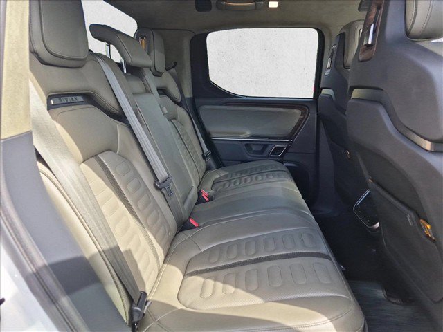 Used 2022 Rivian R1T Adventure AWD/4WD image 22