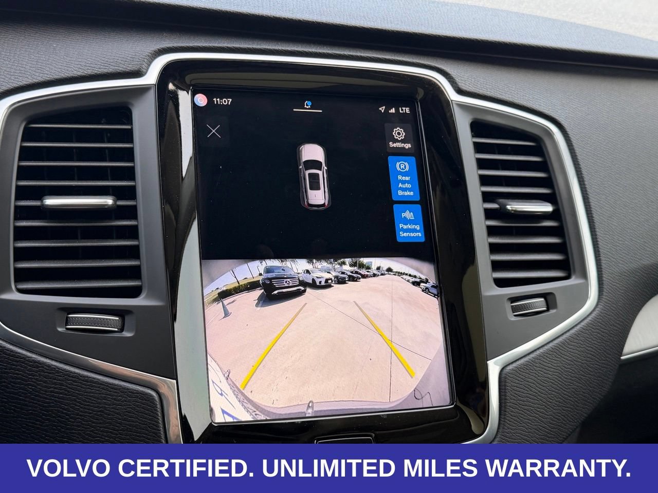 Certified 2025 Volvo XC90 B5 Core w/ Protection Package Premier AWD/4WD image 23