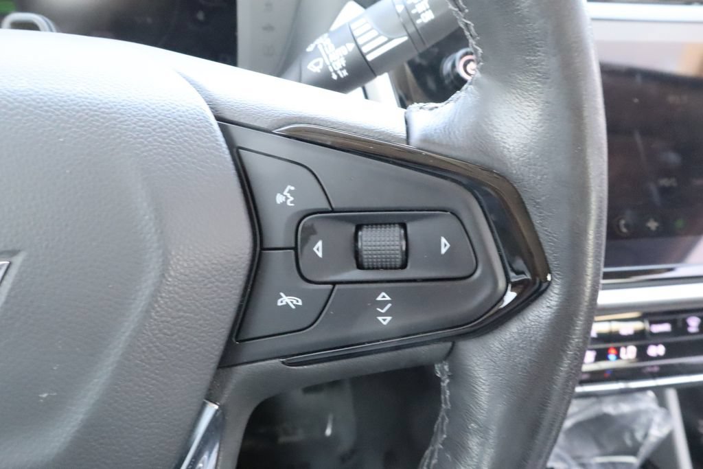 Used 2023 Chevrolet Bolt EUV Premier w/ Super Cruise Package FWD image 25