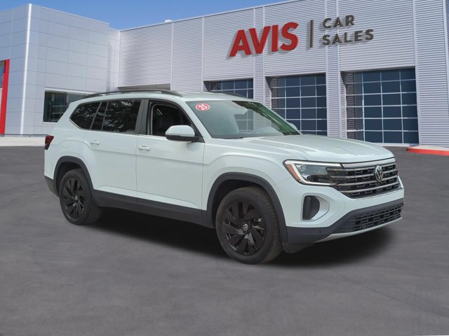 Used 2025 Volkswagen Atlas SE FWD image 3