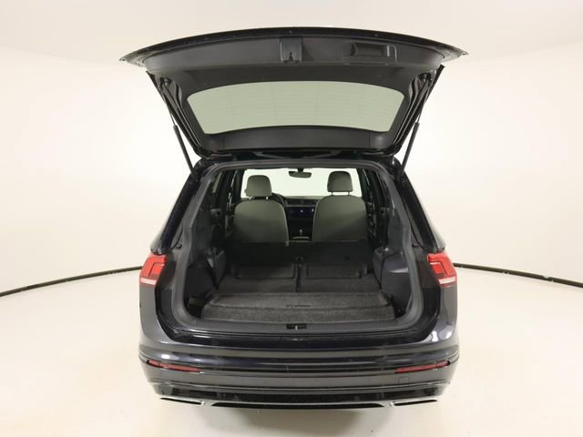 Used 2020 Volkswagen Tiguan SE R-Line image 24