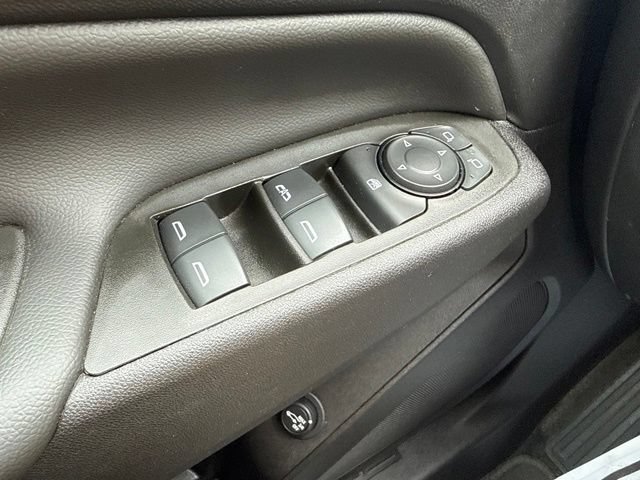 Used 2024 Chevrolet Equinox LT FWD image 24