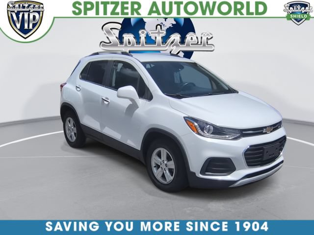 Used 2019 Chevrolet Trax LT w/ LT Convenience Package FWD image 2