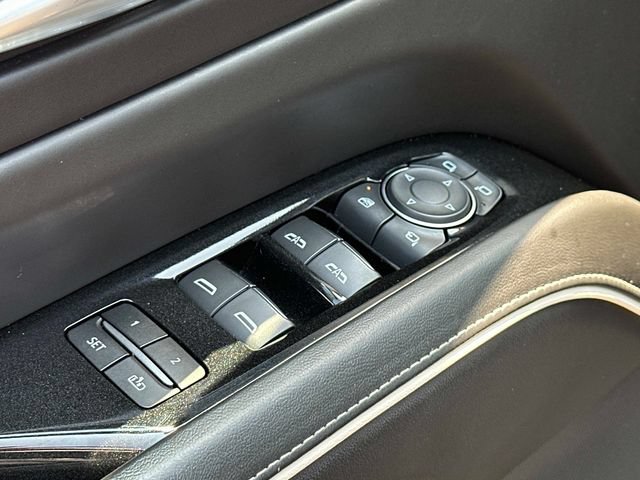 Certified 2023 Cadillac Escalade ESV Premium Luxury Platinum w/ LPO, Radiant Package AWD/4WD image 14