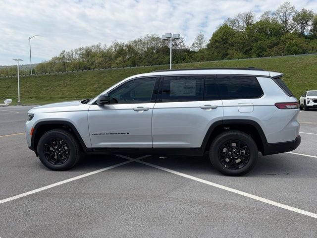 New 2026 Jeep Grand Cherokee L 4WD image 3