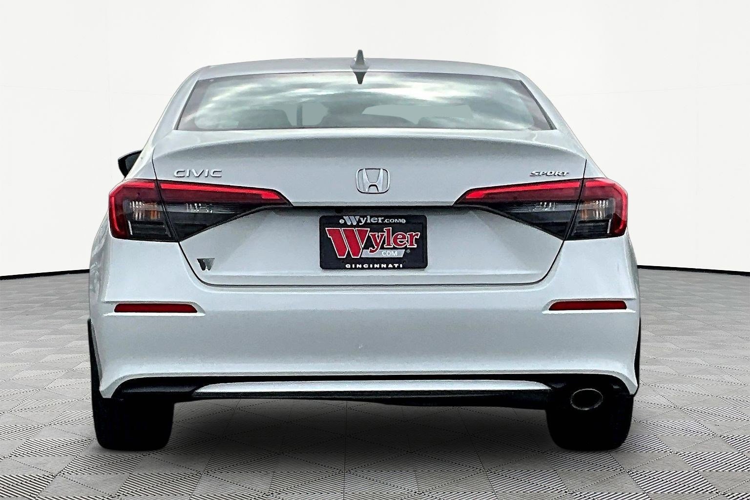 Used 2024 Honda Civic Sport image 5