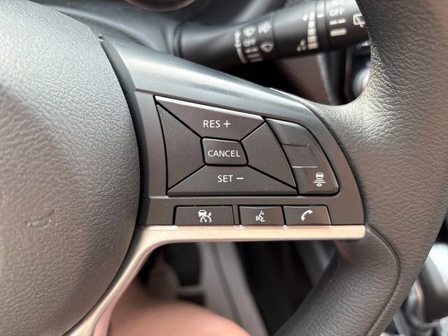 Used 2021 Nissan Kicks SV image 13