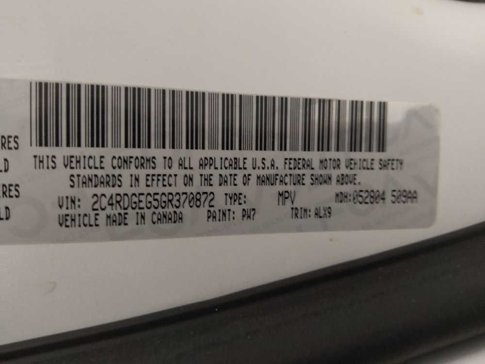 Used 2016 Dodge Grand Caravan R/T FWD image 33