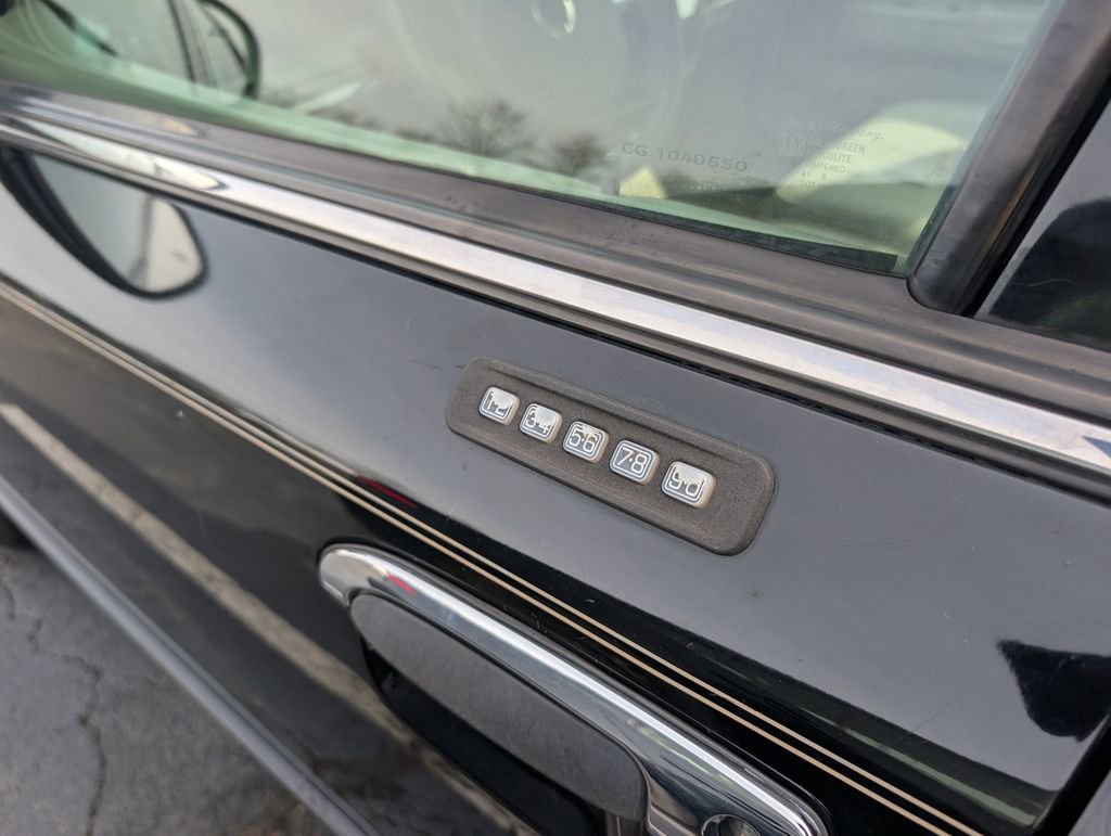 Used 2006 Mercury Grand Marquis LS image 7
