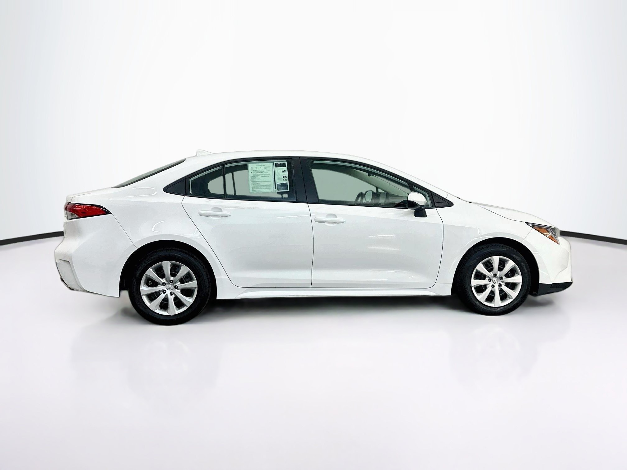 Used 2026 Toyota Corolla LE FWD image 10