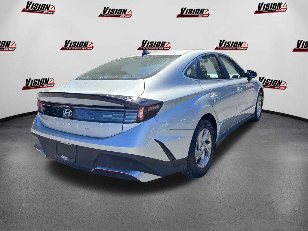 New 2026 Hyundai Sonata SE FWD image 5