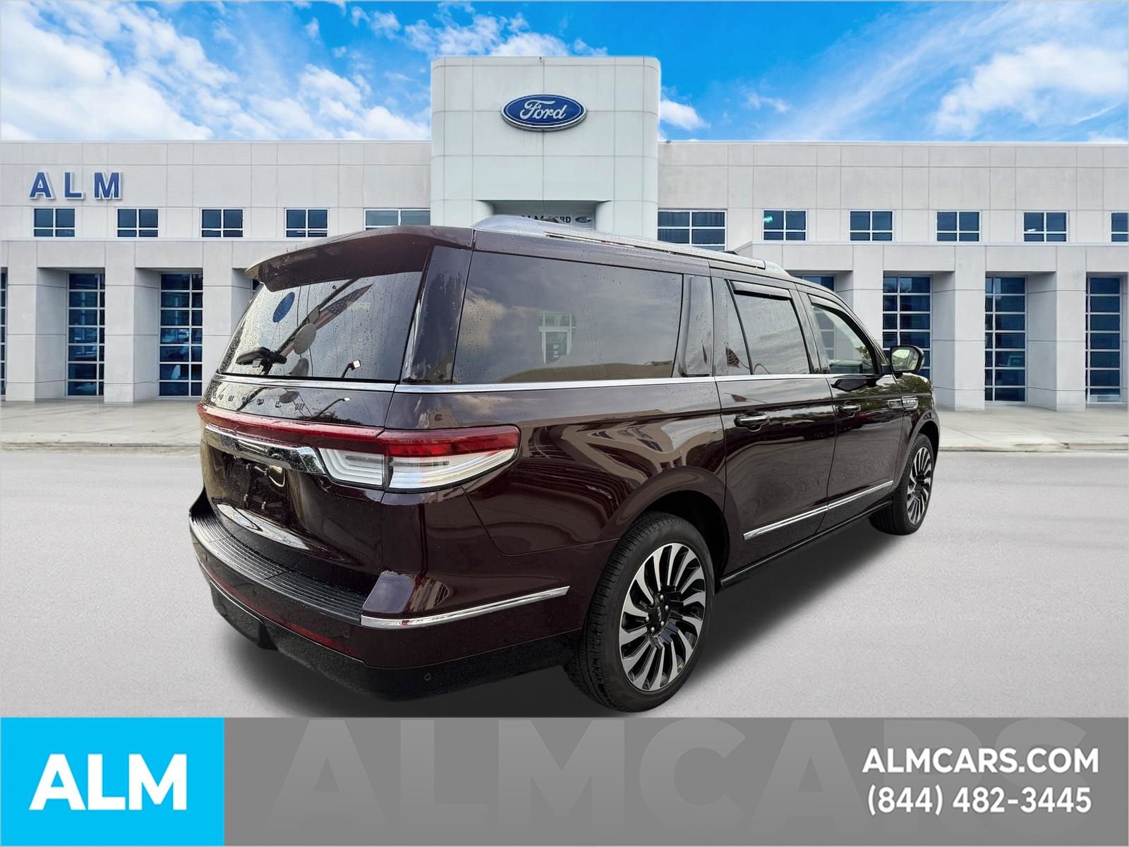 Used 2024 Lincoln Navigator L Black Label AWD/4WD image 6