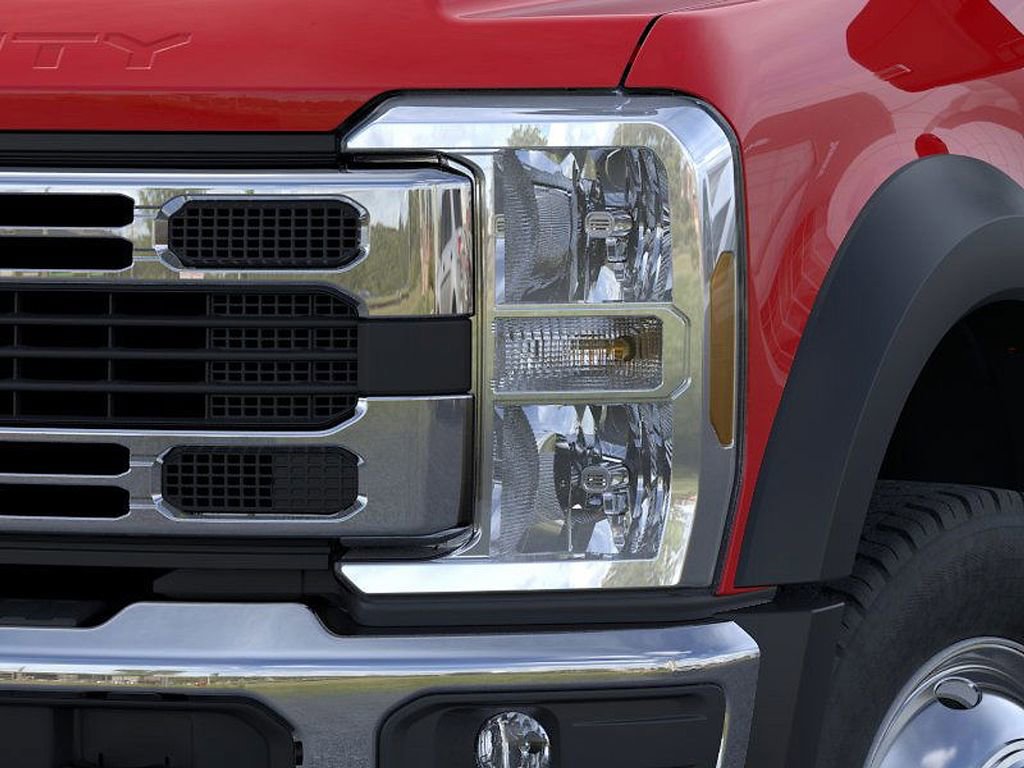 New 2025 Ford F550 4x4 Crew Cab Super Duty image 18