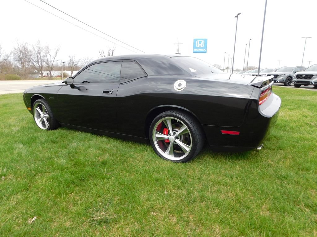 Used 2010 Dodge Challenger R/T RWD image 5