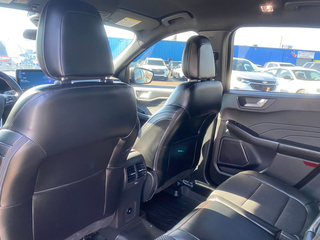 Used 2024 Ford Escape ST-Line w/ Tech Pack #1 AWD/4WD image 14