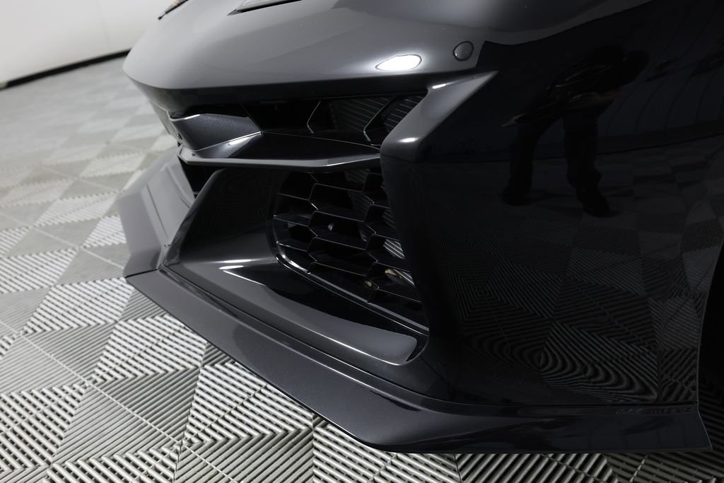 Used 2023 Chevrolet Corvette Z06 RWD image 12
