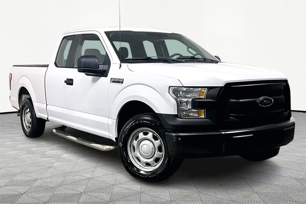 Used 2015 Ford F150 XL w/ Equipment Group 101A Mid image 1