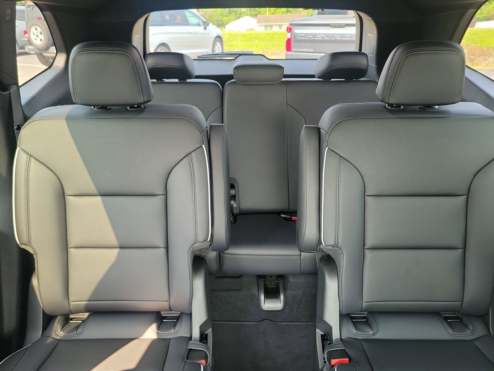 New 2027 Buick Enclave Preferred w/ Power Package FWD image 13