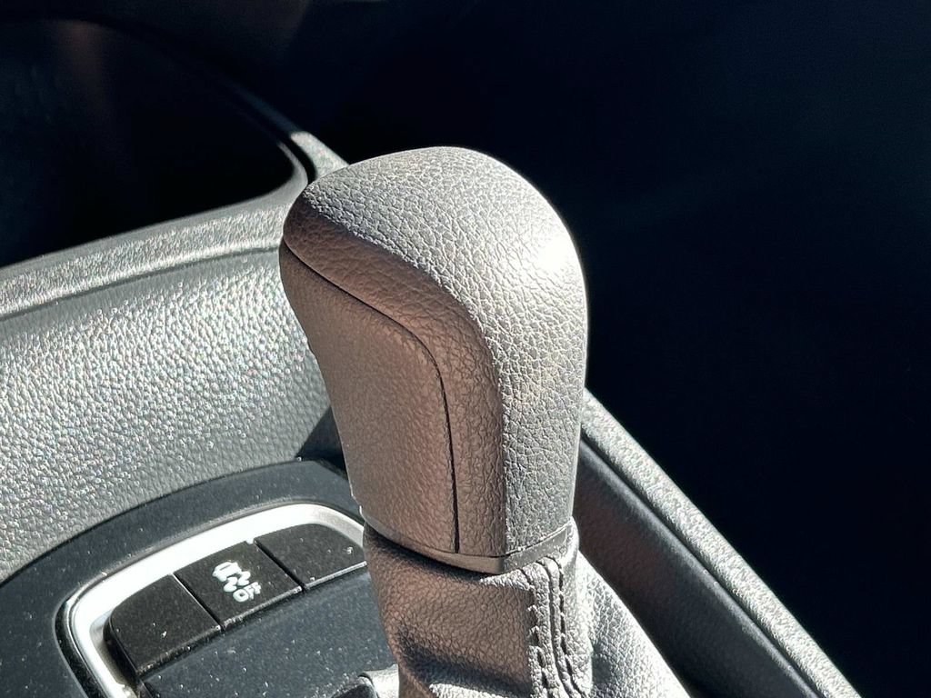 Used 2024 Toyota Corolla LE FWD image 38