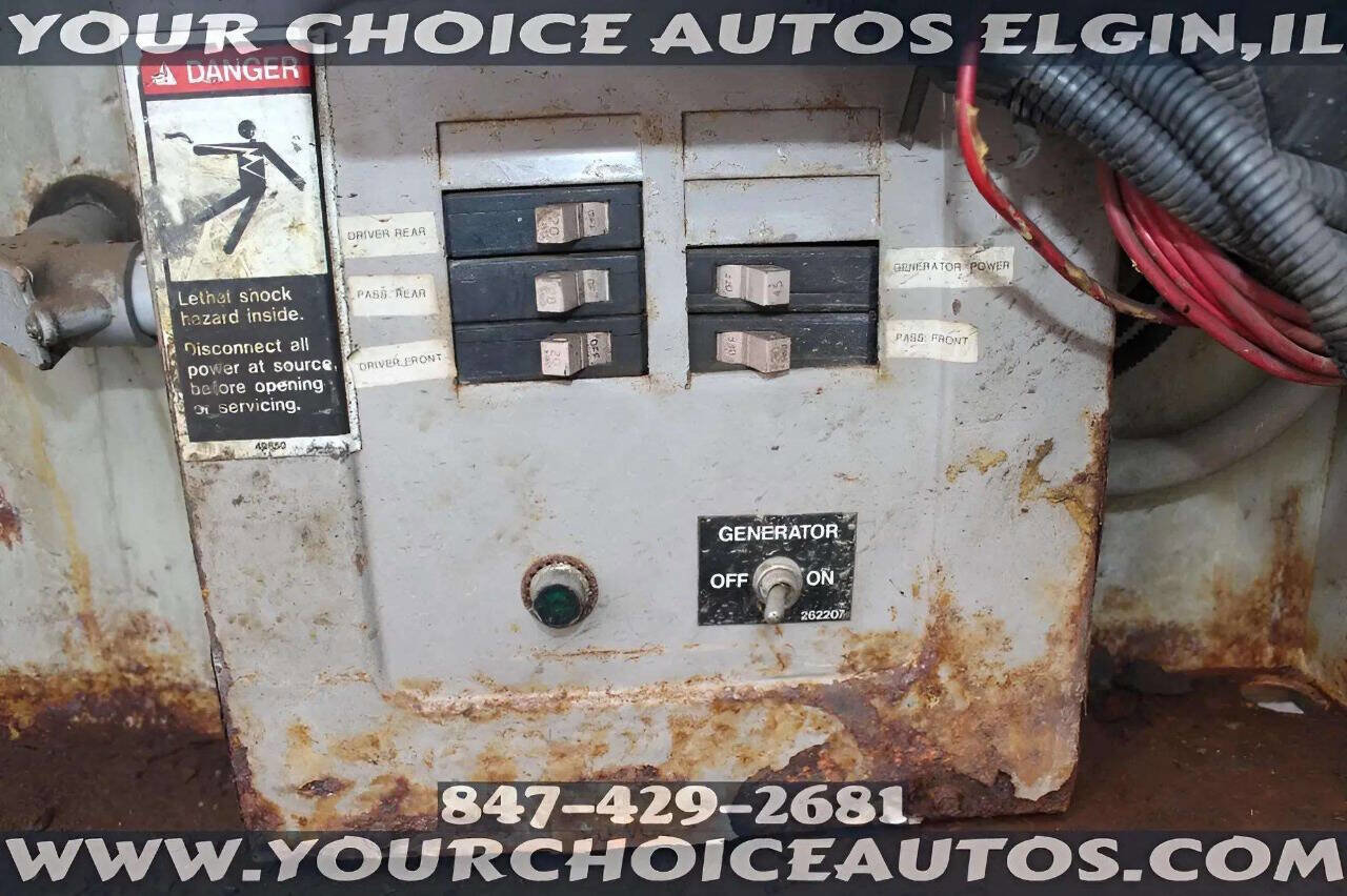 Used 2006 Chevrolet Kodiak C4500 2WD Regular Cab image 34