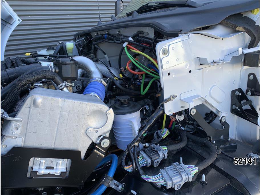 Used 2022 Ford F750 2WD Regular Cab Super Duty image 14