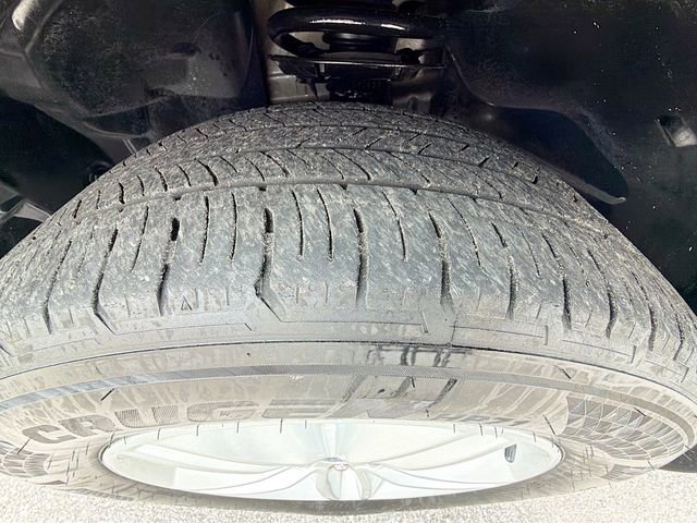 Used 2016 Ford Edge SEL w/ Equipment Group 201A image 40