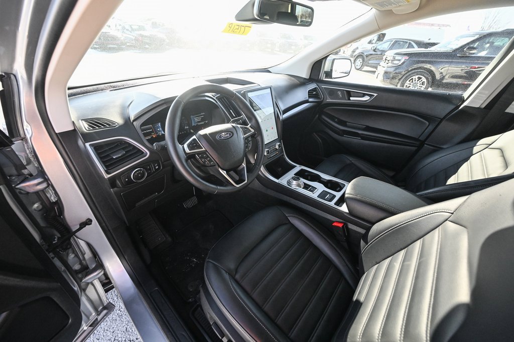 Used 2024 Ford Edge SEL w/ Convenience Package image 19