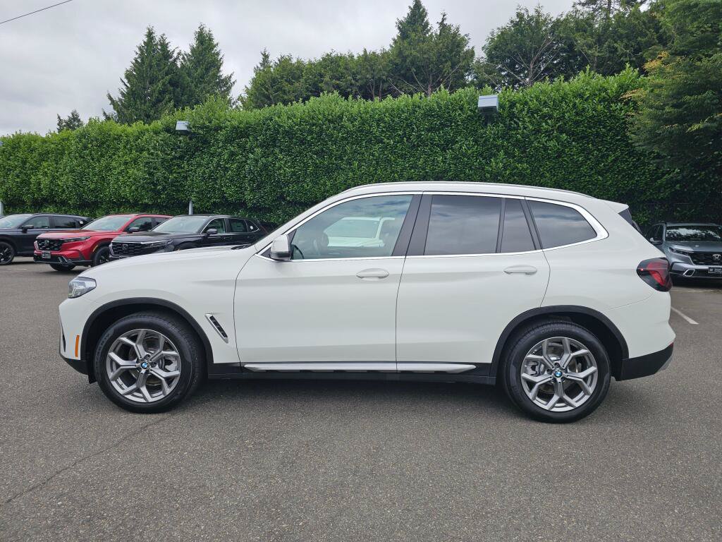 Used 2024 BMW X3 xDrive30i AWD/4WD image 5