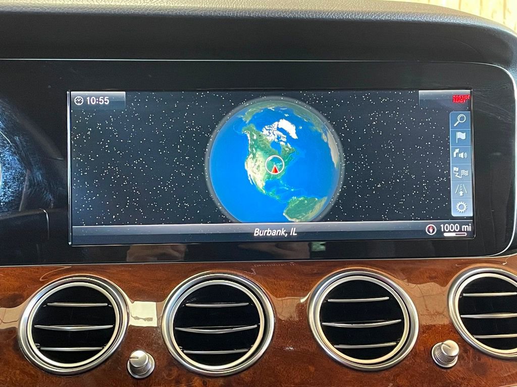 Used 2017 Mercedes-Benz E 300 4MATIC image 34