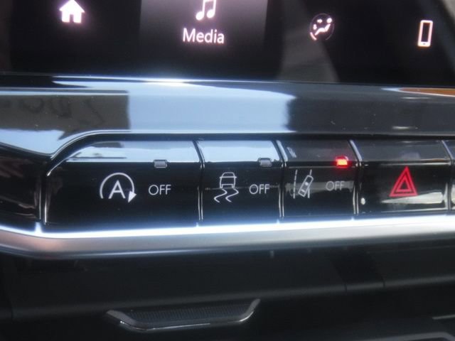 New 2026 Jeep Compass Latitude image 23