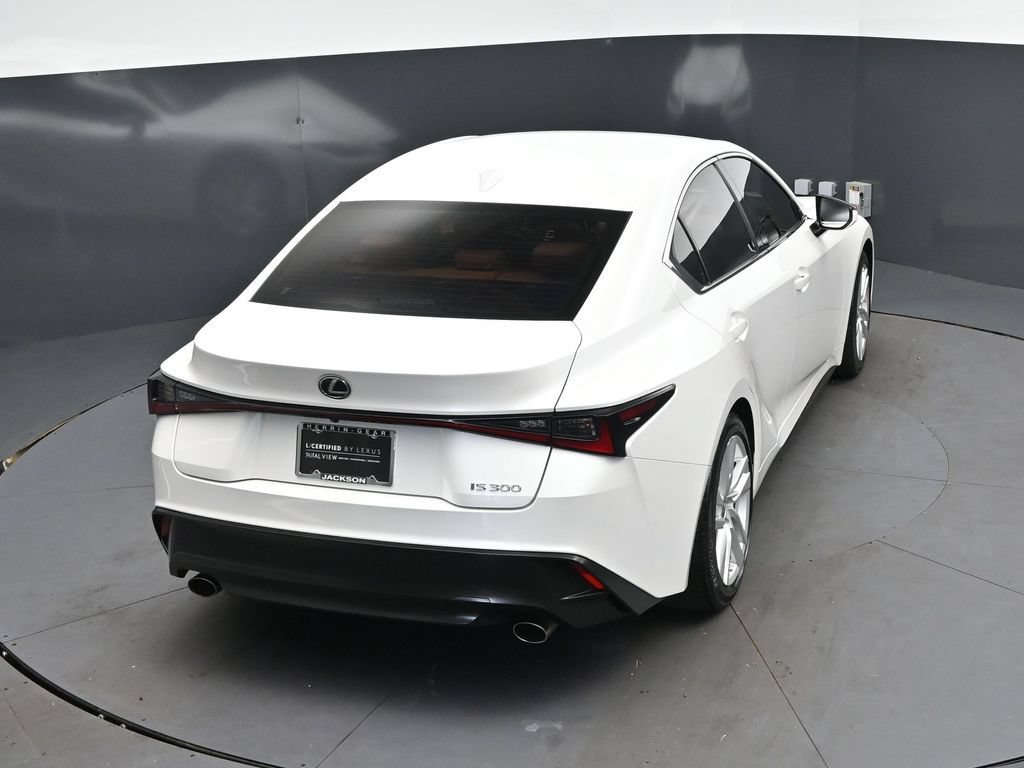 Certified 2022 Lexus IS 300 w/ Accessory Package RWD image 33