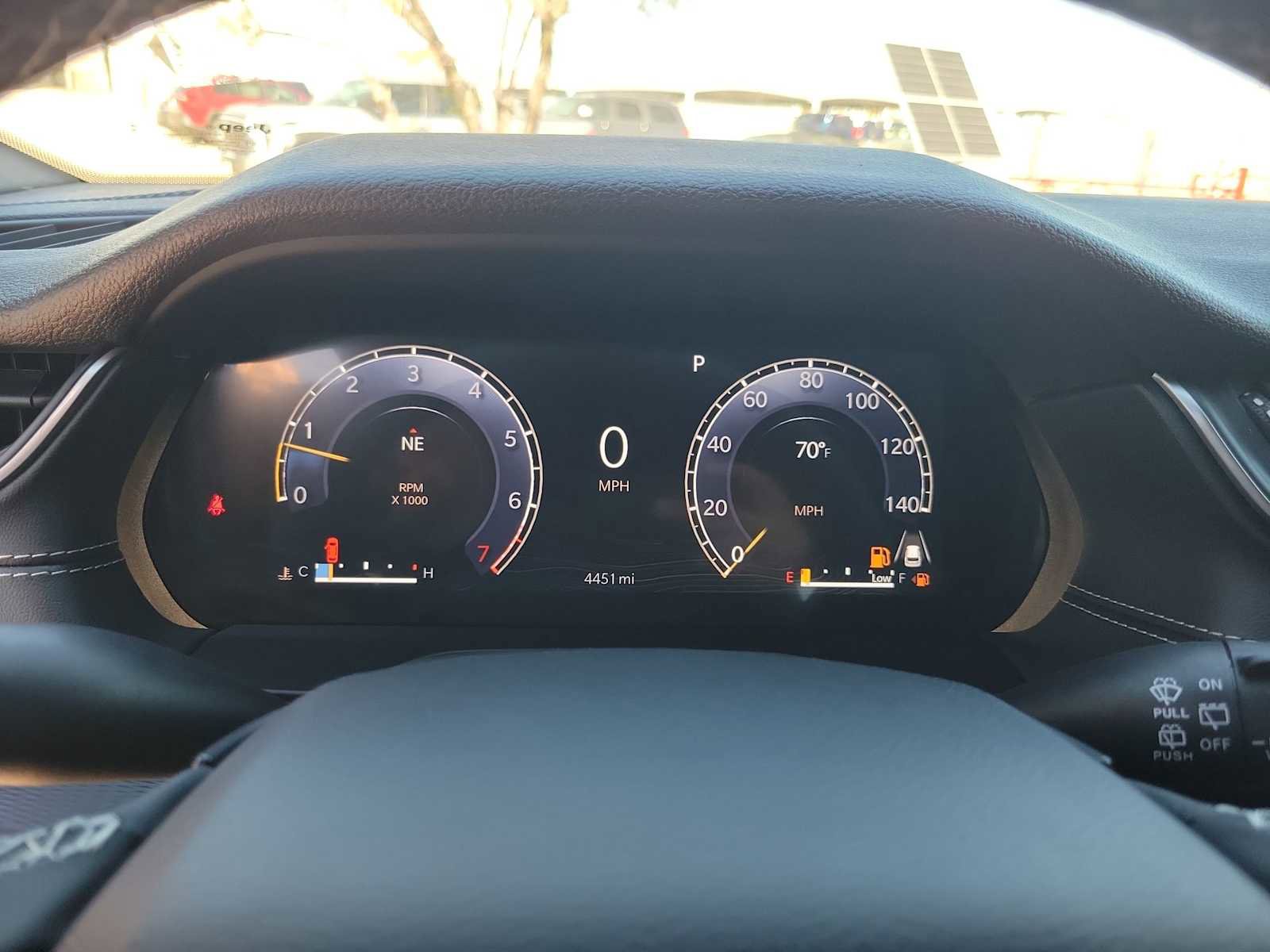 Used 2025 Jeep Grand Cherokee L Laredo image 18