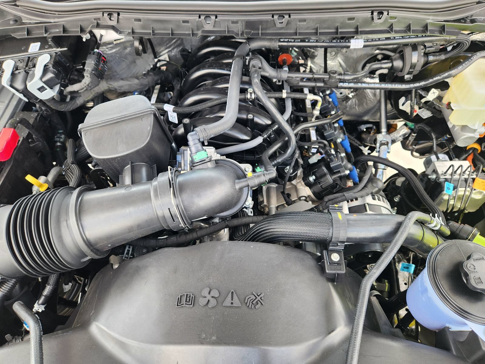 New 2027 Ford F250 XL w/ XL Chrome Package RWD image 25